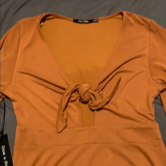 Fall Top 🍁 - Picture 2 of 3